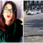 Napoli, morta ragazza di 15 anni investita a piazza Carlo III. Ferita l'amica. «Nessuna traccia di frenata»