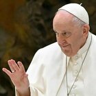 Vaticano, sì alle benedizioni delle coppie gay ma «non è come il matrimonio». Cosa prevede il documento «Fiducia supplicans»