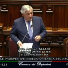 Tajani: circa 1.000 italiani non registrati da rimpatriare
