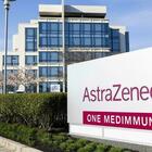 AstraZeneca ritira il suo vaccino Covid in tutto il mondo. I media inglesi: «Ora risarcimenti milionari»