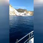 Ponza, panfilo di 40 metri naufraga fra gli scogli: soccorsi turisti russi