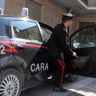Roma, sequestra e picchia la madre perché i cani lo disturbano: 40enne arrestato