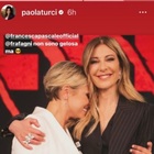 Francesca Pascale ringrazia Fagnani, Paola Turci non la prende bene: «Non sono gelosa ma...»