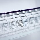 Vaccini, l'allarme di Fontana: «Poche dosi»