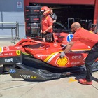 F1, spettacolo Leclerc nelle prove libere a Imola nel GP dell'Emilia-Romagna: gli aggiornamenti Ferrari funzionano