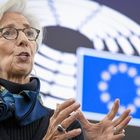 Lagarde: "Bce continuerà a fare tutto il necessario"