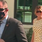 Melania Trump vota in Florida senza la mascherina FOTO