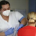 Il vaccino «aiuta a fermare i contagi»