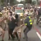 • Brasile, prova a rubare la torcia olimpica: bloccato dalla polizia