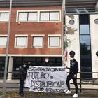 Castelli Romani, migliaia di studenti in piazza, sciopero della didattica a distanza, no al rientro in aula in queste modalità