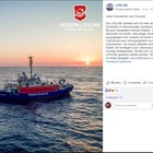 Lifeline, la nave con 224 migranti al largo di Malta. Raccolta fondi: «Ci servono 6.000 euro»