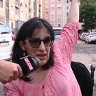 Disabilità a San Basilio, l'assurda storia di Cristina: «Sono ostaggio delle buche, non posso uscire di casa»