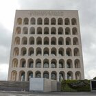 Roma, Virginia Raggi boccia il Museo del fascismo proposto dalla sua maggioranza: è polemica