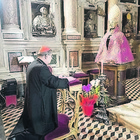 Coronavirus a Napoli, la preghiera del cardinale Sepe contro il virus: «È malefico e mortale »