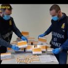 Coronavirus, operazione GdF Torino: sequestrate 400mila mascherine