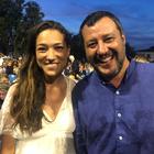 Matteo Salvini e Francesca Verdini a Forte dei Marmi: tutti in fila per un selfie