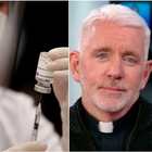 Il prete di New York che respinge i no-vax: «Non sono i benvenuti nella mia chiesa a Natale»