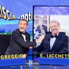 Striscia La Notizia, Enzo Iacchetti torna stasera in studio: perché il comico conduceva da casa