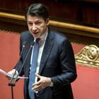 Conte in Senato: «Crisi senza precedenti. Nel decreto aprile almeno altri 25 miliardi»