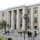 Muore dopo la colonscopia, chiesto il processo per 18 tra medici e infermieri del Policlinico Muore dopo la colonscopia, chiesto il processo per 18 tra medici e infermieri del Policlinico