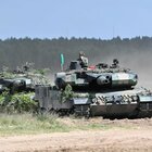 Spagna invia armi pesanti all'Ucraina: missili antierei e carri armati Leopard. Ecco la svolta di Madrid