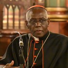immagine Cardinale Sarah alza la voce, i preti dovrebbero poter assistere i moribondi