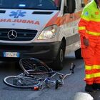 Milano, colpito da un malore mentre è in bici e cade a terra: gravissimo un 29enne