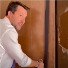 Salvini mostra uno stabile abbandonato nel crotonese (ma la porta non si apre)