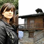 Annamaria Franzoni torna nella villa di Cogne 20 anni dopo la morte del figlio. «Ma qui nessuno ci fa più caso»