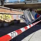 Pescara, si schianta contro il ponte: distrutto furgone a noleggio