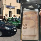 Trova un portafogli con 1.000 euro