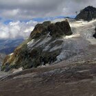 Scioglimento dei ghiacciai in Svizzera fa riemergere resti umani 