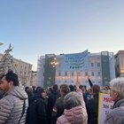 Trieste, il prefetto: balzo contagi, piazza Unità d'Italia vietata sino a fine anno. «È ora di comprimere la libertà di manifestare»