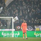 Milan, Jovic e Okafor ribaltano l'Udinese (2-3). Insulti razzisti a Maignan, il portiere lascia il campo: gara sospesa per 5 minuti