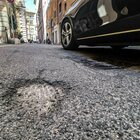 Roma, nessuno ripare le buche: il bando del Comune non assegnato