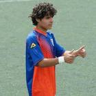 Roger Pizzi come Morosini, calciatore muore a 22 anni: malore durante la partita sotto gli occhi del papà