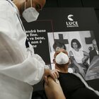 Vaccino Lazio, prenotazione da 18 a 49 anni
