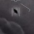 Ufo, «il Pentagono possiede una foto di un "Triangolo Nero" che esce dall'oceano». Perché non la pubblica?