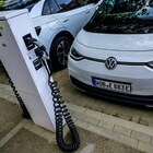 Germania, preoccupa il calo vendite dei modelli elettrificati. In gennaio auto batteria -13,2%, ibride plug-in -53,2%