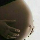 Alisha e il pancione record, il video della ragazza incinta è virale: «Otto mesi o otto anni?»
