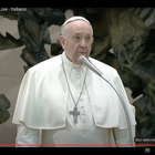 Papa Francesco chiede pace (ma non condanna i crimini di guerra russi). Da Kiev l'arcivescovo chiede di non restare silenti