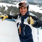 Il campione Kristian Ghedina sulla neve a Cortina: «Vi insegno a sciare in tv su Dazn»