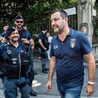 Migranti, Salvini: gommone soccorso dal veliero Alex non aveva problemi