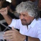 Imola, la festa dei 5 stelle: attesa per l'annuncio di Casaleggio, sul palco anche Dario Fo Imola, la festa dei 5 stelle: attesa per l'annuncio di Casaleggio, sul palco anche Dario Fo