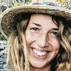 Canarie, italiana si schianta con il parapendio e muore: era al suo primo lancio