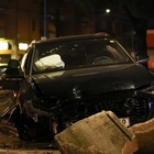 Balotelli, incidente e paura a Brescia: «Auto distrutta, è uscito barcollando» VIDEO