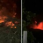Vulcano Ruang, cinque eruzioni in 24 ore: abitanti evacuati su un'isola vicina
