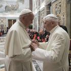 Libro sul celibato, Ratzinger toglie la firma ma evita lo strappo