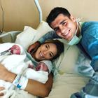 Alvaro Morata papà, nati i due gemellini: festa all'ospedale con mamma Alice Campello