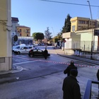 Tragedia davanti la caserma di Battipaglia, carabiniere suicida con l'arma di servizio